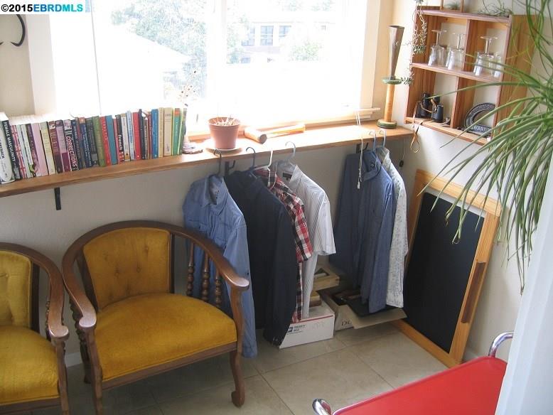 2823 11th Avenue, OAKLAND, California 94610-4079, ,Comm Ri Multi-units 5+,For Sale,11th Avenue,40719133
