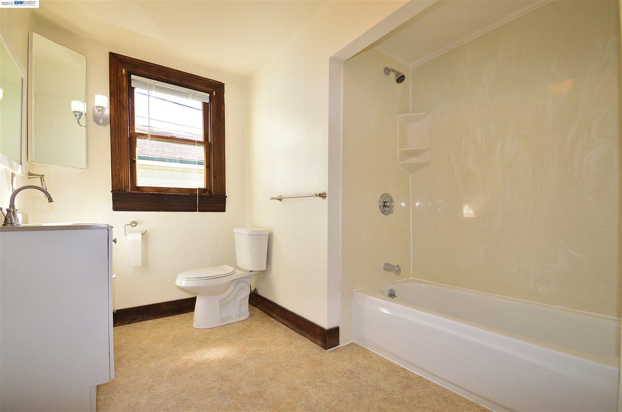 2142-4 Clinton Ave, ALAMEDA, California 94501, ,Comm Ri Multi-units 5+,For Sale,Clinton Ave,40720473