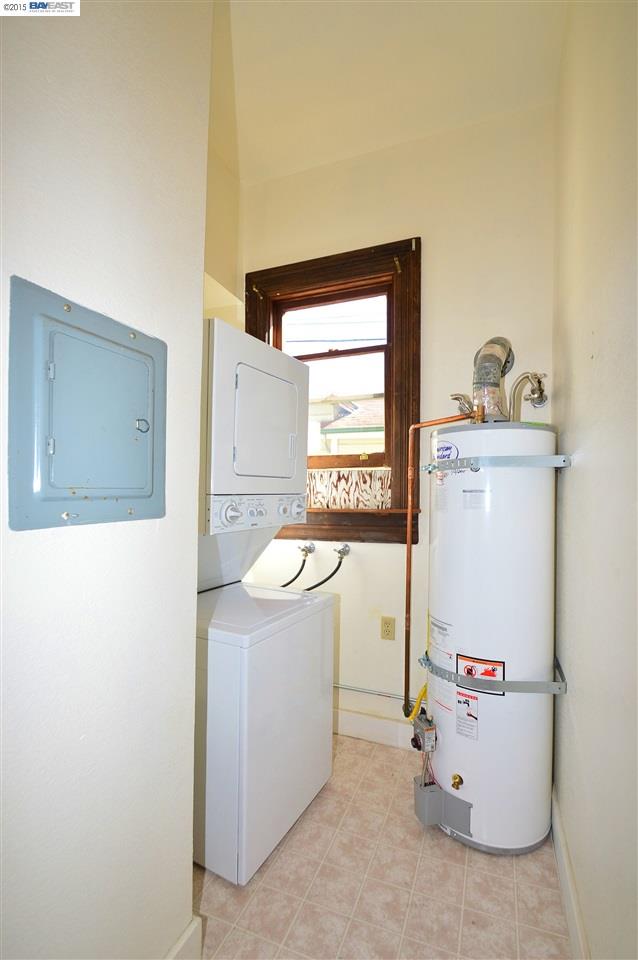 2142-4 Clinton Ave, ALAMEDA, California 94501, ,Comm Ri Multi-units 5+,For Sale,Clinton Ave,40720473
