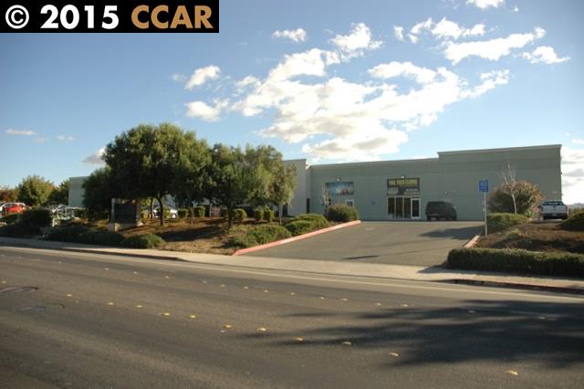 2101 10TH ST, ANTIOCH, California 94509, ,Comm Industrial For Lease,For Rent,10TH ST,40940544