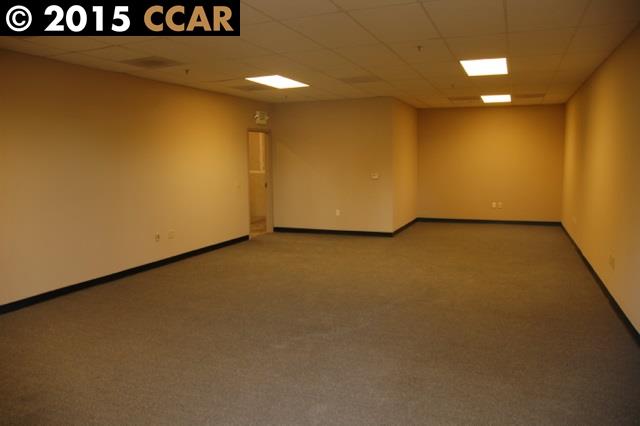 2101 10TH ST, ANTIOCH, California 94509, ,Comm Industrial For Lease,For Rent,10TH ST,40940544