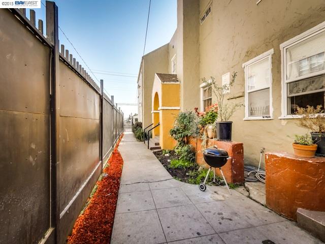 1733 Seminary Ave., OAKLAND, California 94621, ,Comm Ri Multi-units 5+,For Sale,Seminary Ave.,40722671