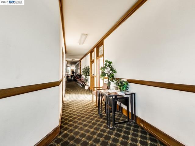5848 Foothill Blvd., OAKLAND, California 94605, ,Comm Ri Multi-units 5+,For Sale,Foothill Blvd.,40722683