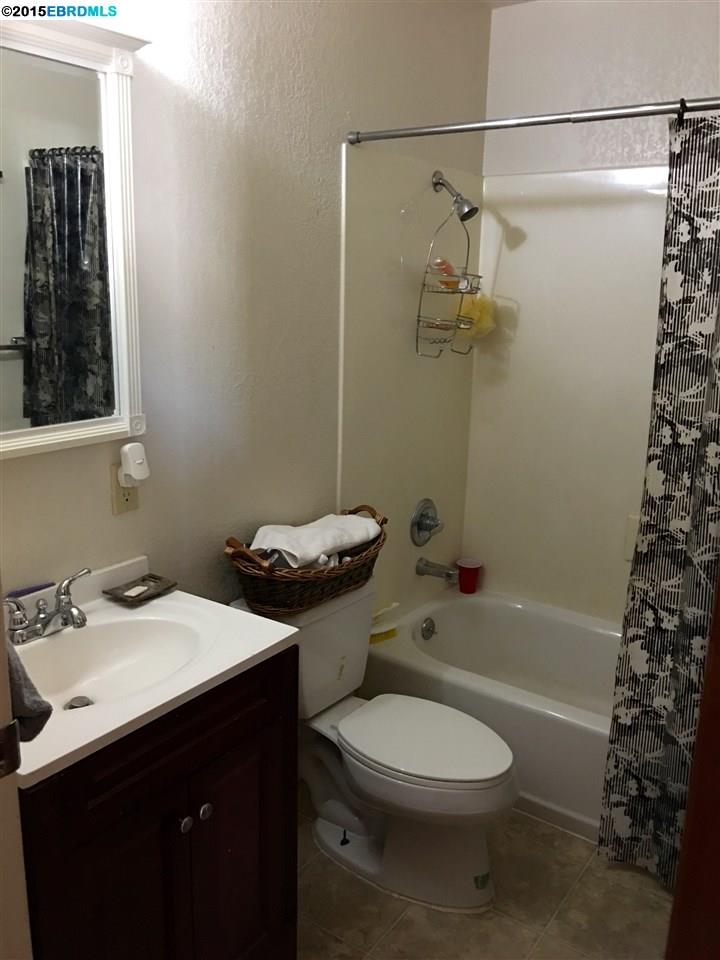 1622 Parker Street, BERKELEY, California 94703-1848, ,Comm Ri Multi-units 5+,For Sale,Parker Street,40723225