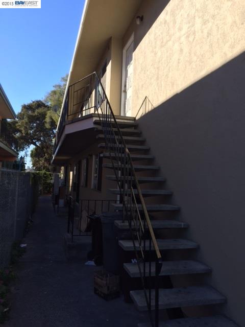 3001 17th St, OAKLAND, California 94601, ,Comm Ri Multi-units 5+,For Sale,17th St,40723961