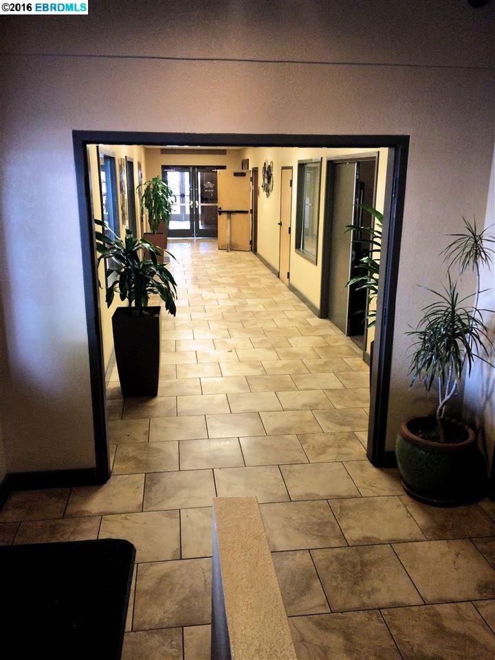 613 1ST ST, BRENTWOOD, California 94513, ,Comm Industrial For Lease,For Rent,1ST ST,40940589