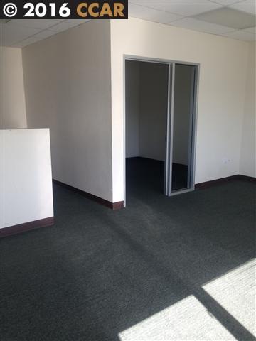 671 WILLOW PASS ROAD, Suite 8, PITTSBURG, California 94565, ,Comm Industrial For Lease,For Rent,WILLOW PASS ROAD, Suite 8,40940634