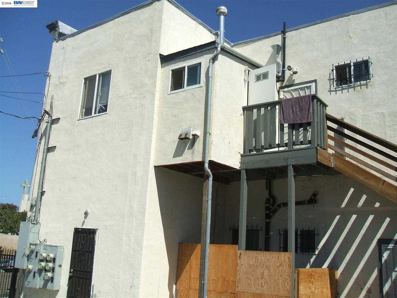 3649 MARTIN LUTHER KING JR WAY, OAKLAND, California 94609-2333, ,Comm Ri Multi-units 5+,For Sale,MARTIN LUTHER KING JR WAY,40724902