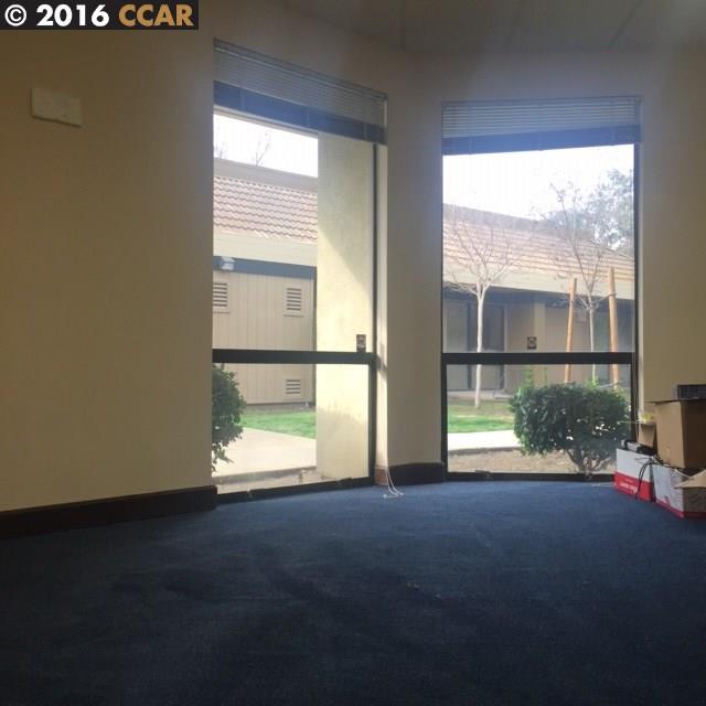 540 Lennon Lane, WALNUT CREEK, California 94598-2415, ,Comm Industrial For Lease,For Rent,Lennon Lane,40940679