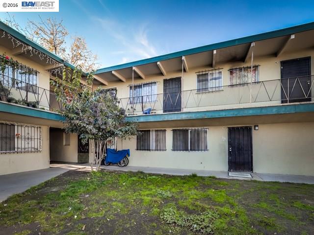 324 105th Ave., OAKLAND, California 94603, ,Comm Ri Multi-units 5+,For Sale,105th Ave.,40726392