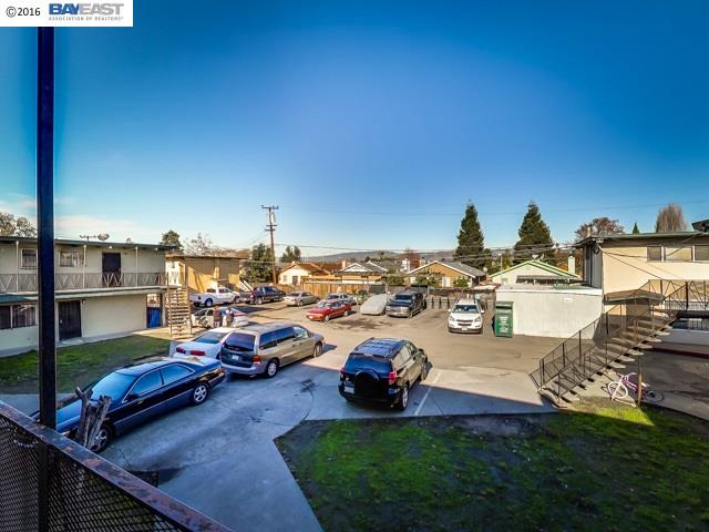 324 105th Ave., OAKLAND, California 94603, ,Comm Ri Multi-units 5+,For Sale,105th Ave.,40726392