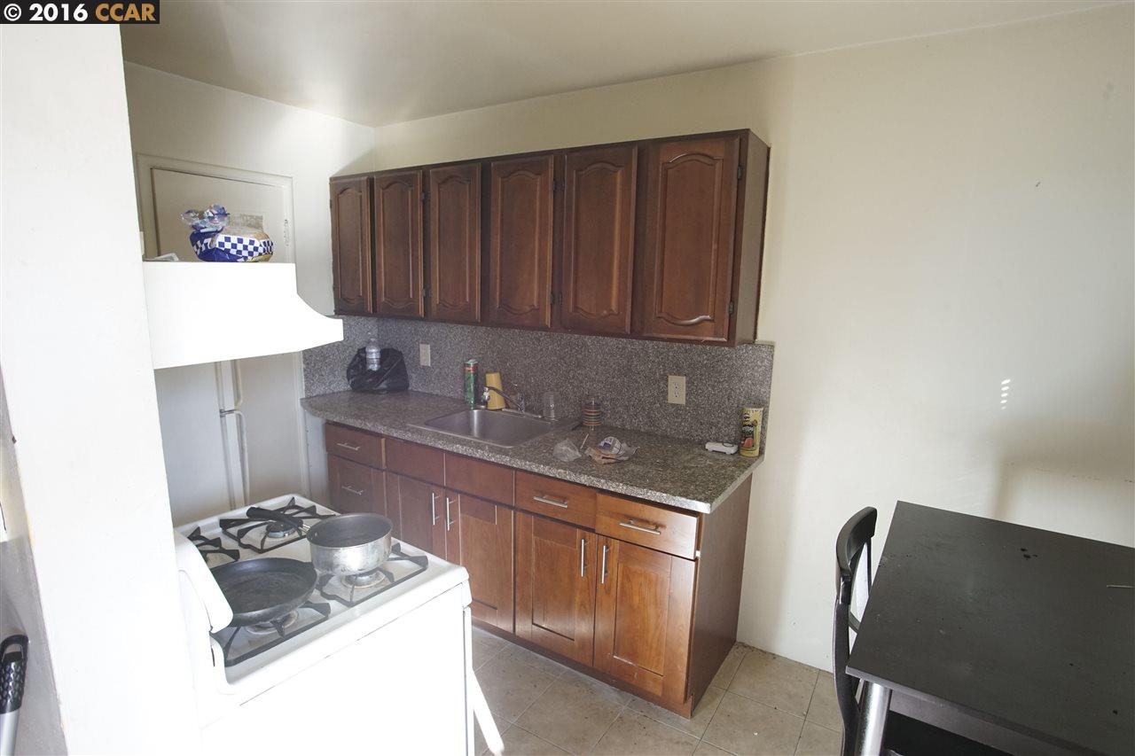 824 15th St, OAKLAND, California 94607, ,Comm Ri Multi-units 5+,For Sale,15th St,40726770