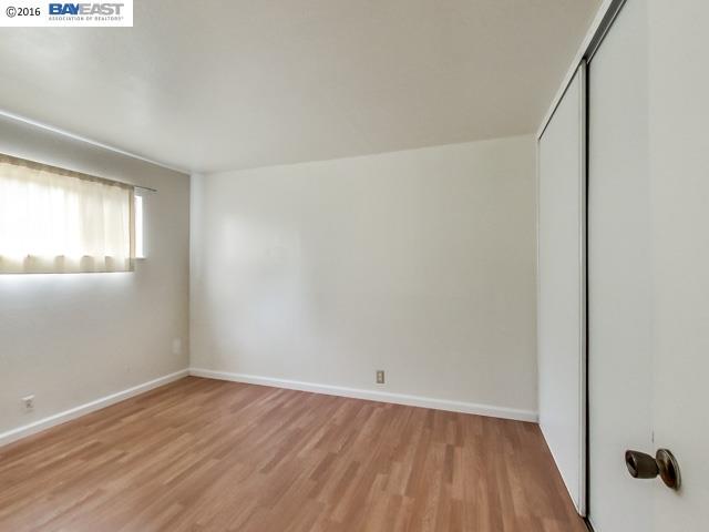 1830 6th Ave, OAKLAND, California 94606, ,Comm Ri Multi-units 5+,For Sale,6th Ave,40726974