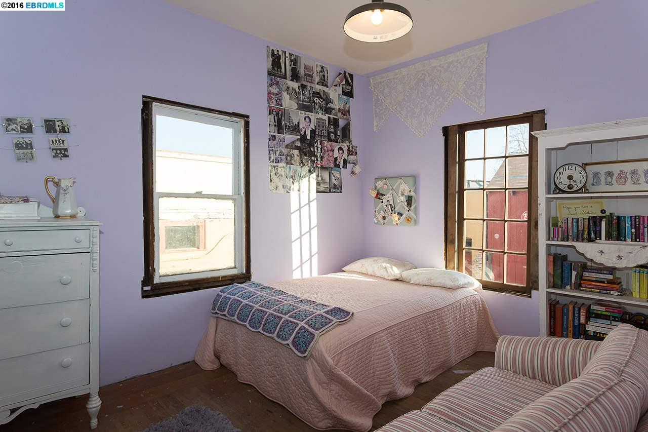 879 58th Street, OAKLAND, California 94608, ,Comm Ri Multi-units 5+,For Sale,58th Street,40727246