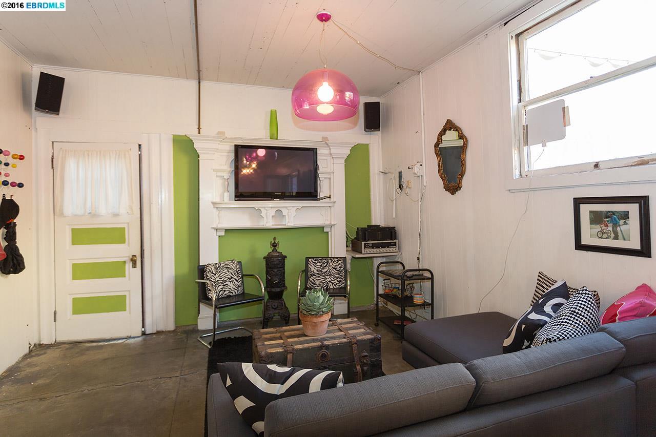 879 58th Street, OAKLAND, California 94608, ,Comm Ri Multi-units 5+,For Sale,58th Street,40727246