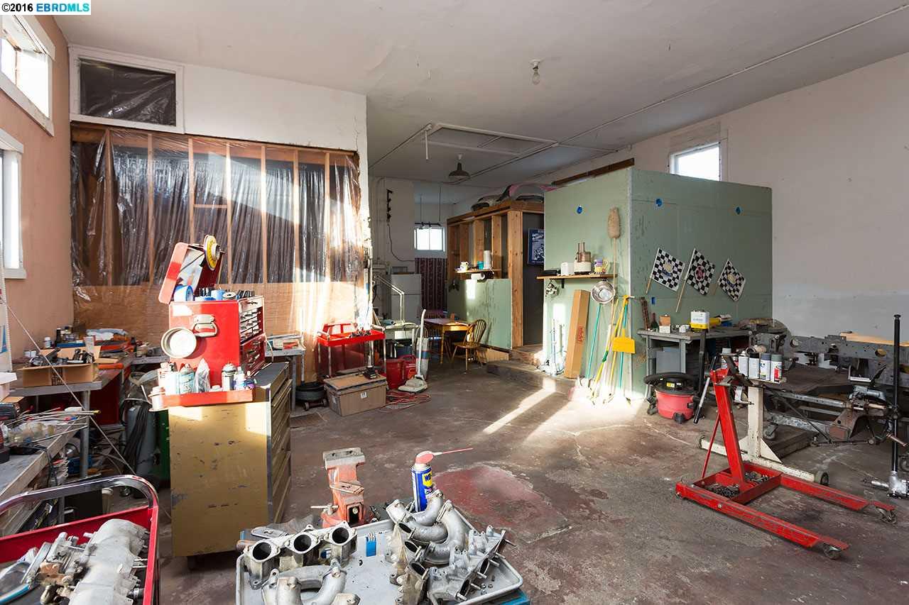 879 58th Street, OAKLAND, California 94608, ,Comm Ri Multi-units 5+,For Sale,58th Street,40727246