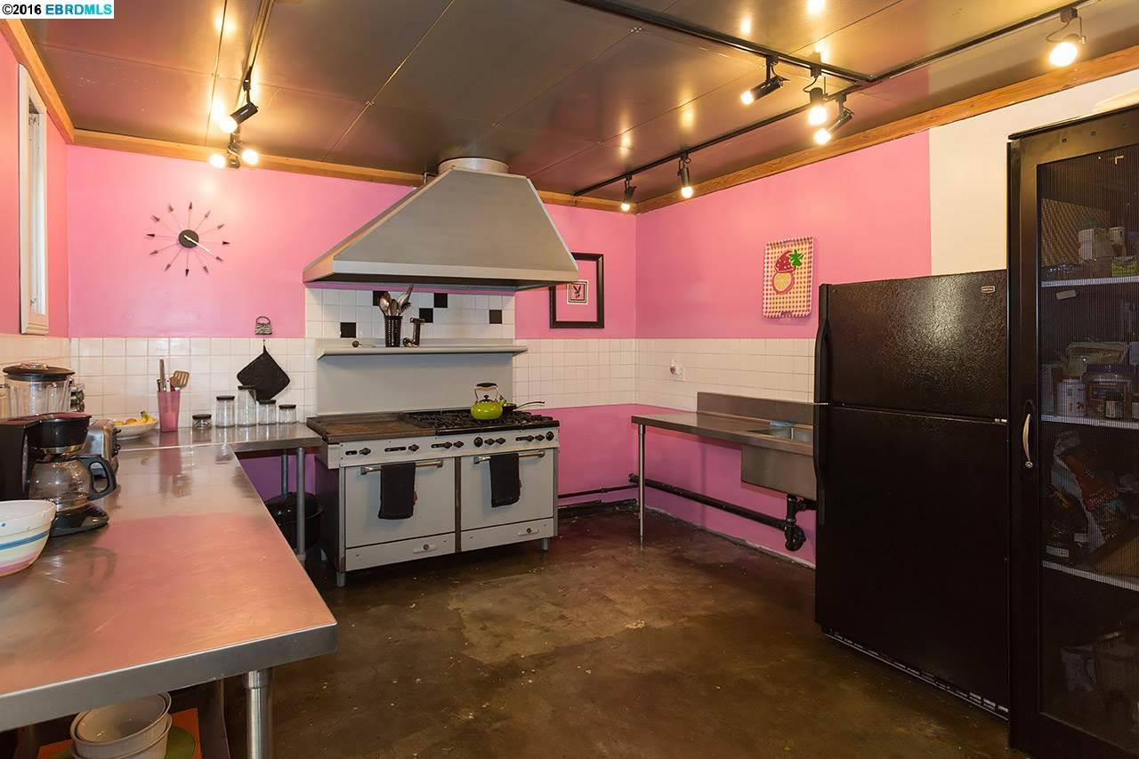 879 58th Street, OAKLAND, California 94608, ,Comm Ri Multi-units 5+,For Sale,58th Street,40727246