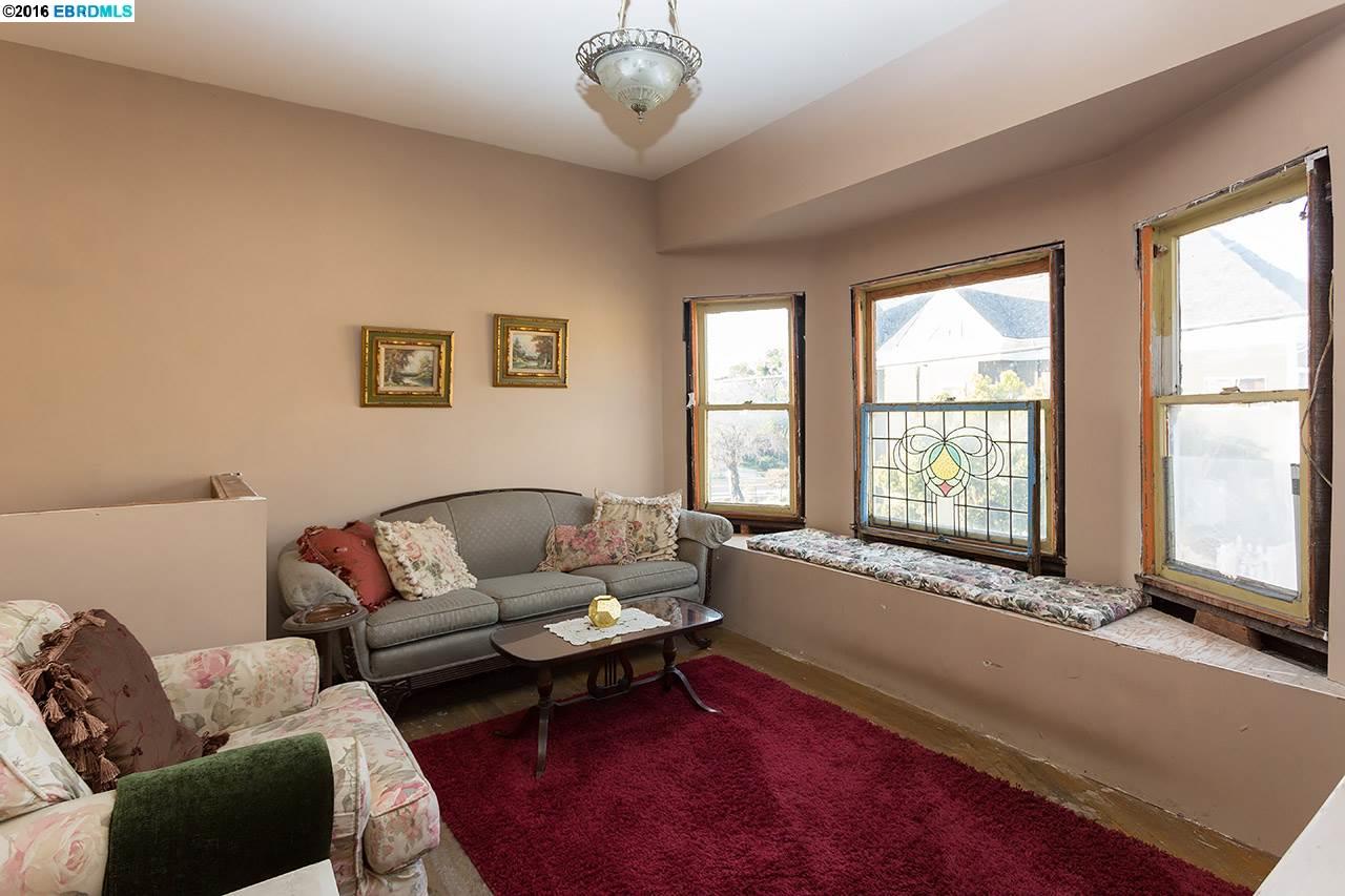 879 58th Street, OAKLAND, California 94608, ,Comm Ri Multi-units 5+,For Sale,58th Street,40727246