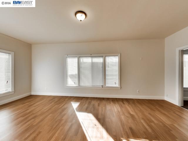 1945 26th Avenue, OAKLAND, California 94601, ,Comm Ri Multi-units 5+,For Sale,26th Avenue,40727570