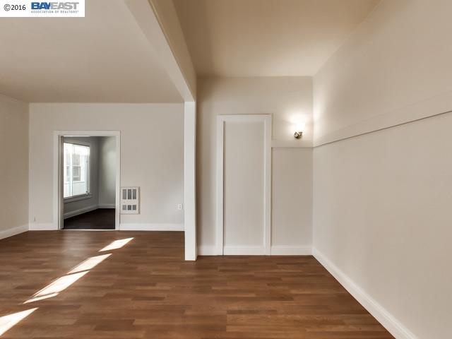 1945 26th Avenue, OAKLAND, California 94601, ,Comm Ri Multi-units 5+,For Sale,26th Avenue,40727570