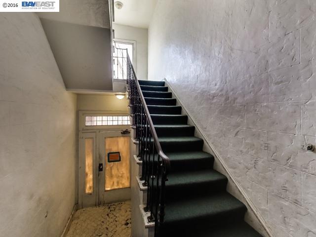 1945 26th Avenue, OAKLAND, California 94601, ,Comm Ri Multi-units 5+,For Sale,26th Avenue,40727570