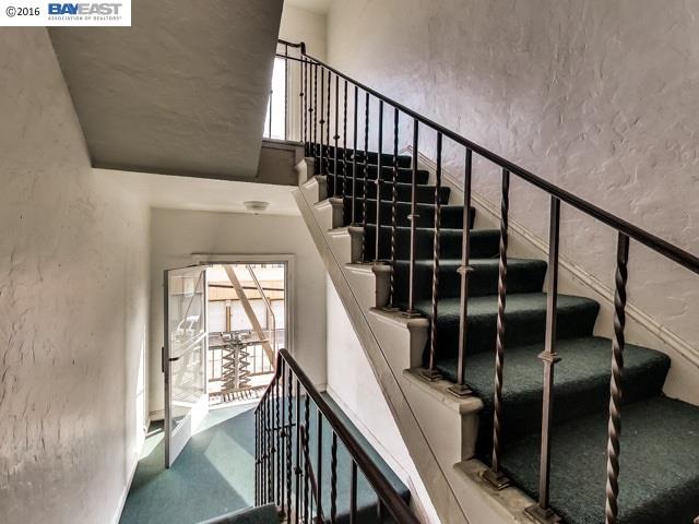 1945 26th Avenue, OAKLAND, California 94601, ,Comm Ri Multi-units 5+,For Sale,26th Avenue,40727570