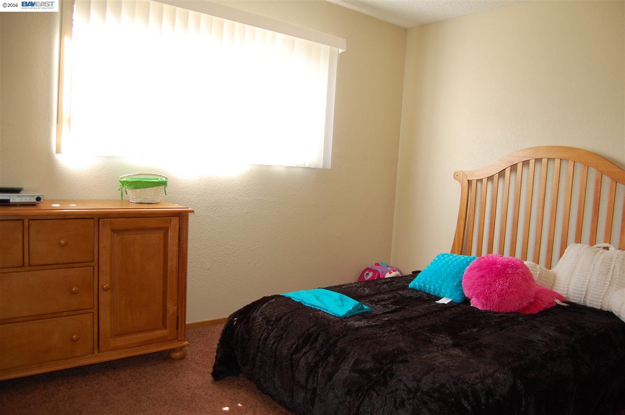 4255 San Pablo Dam RD, EL SOBRANTE, California 94803, ,Comm Ri Multi-units 5+,For Sale,San Pablo Dam RD,40730604