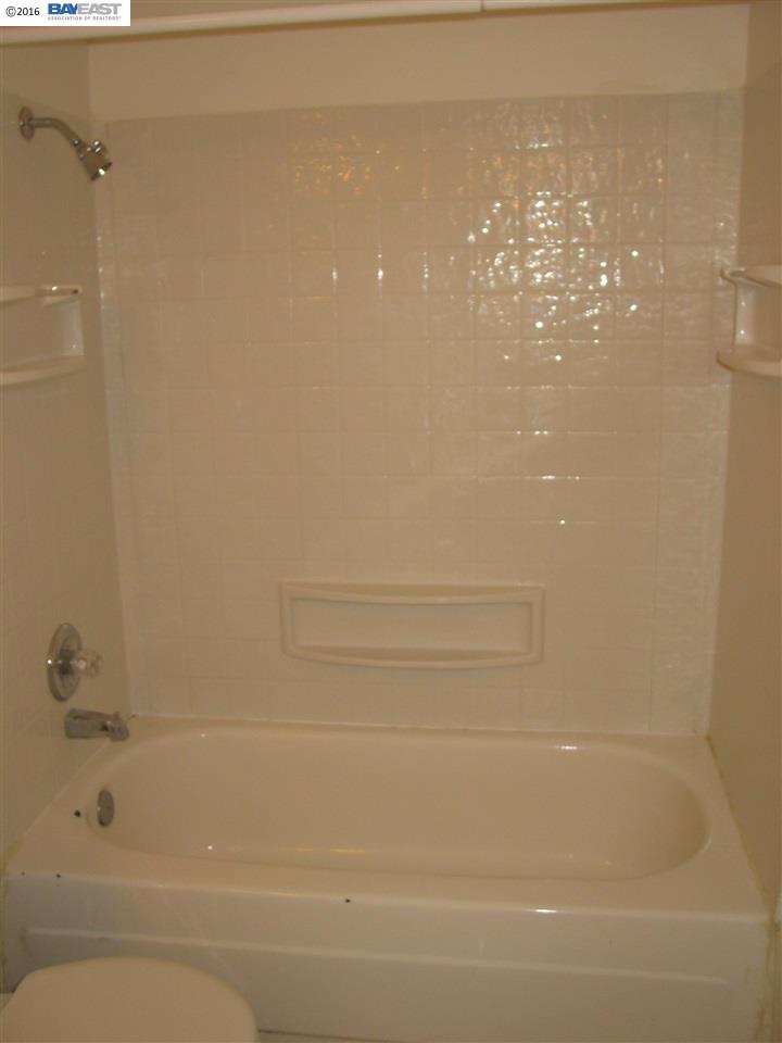 4255 San Pablo Dam RD, EL SOBRANTE, California 94803, ,Comm Ri Multi-units 5+,For Sale,San Pablo Dam RD,40730604