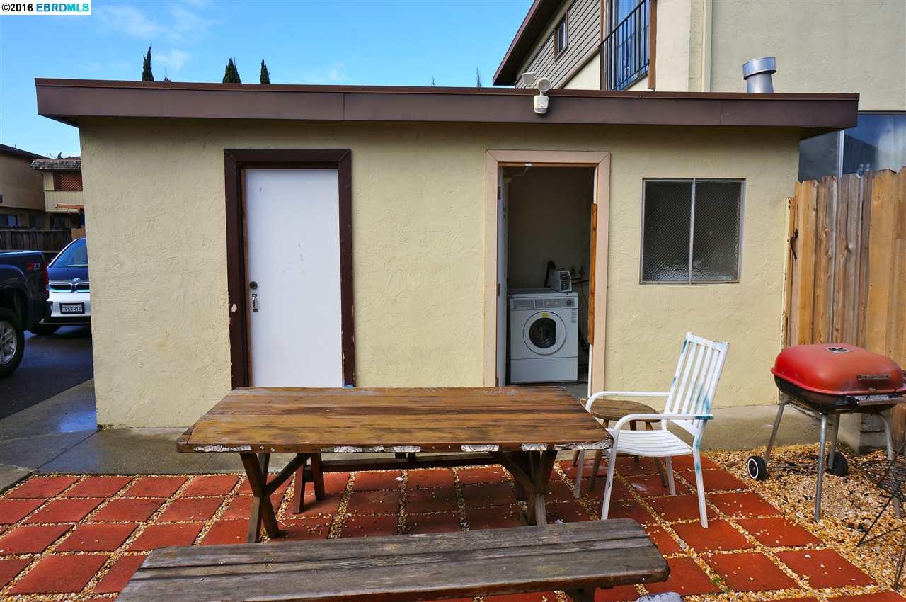 5205 Potrero Avenue, EL CERRITO, California 94530-2147, ,Comm Ri Multi-units 5+,For Sale,Potrero Avenue,40730811