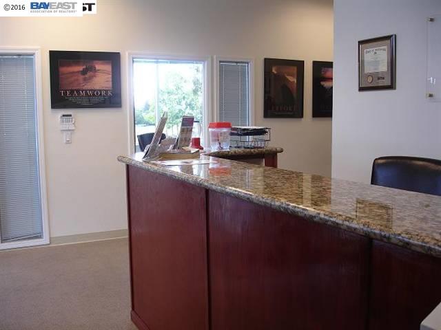 889 Corporate Way, FREMONT, California 94539, ,Comm Industrial For Lease,For Rent,Corporate Way,40940769