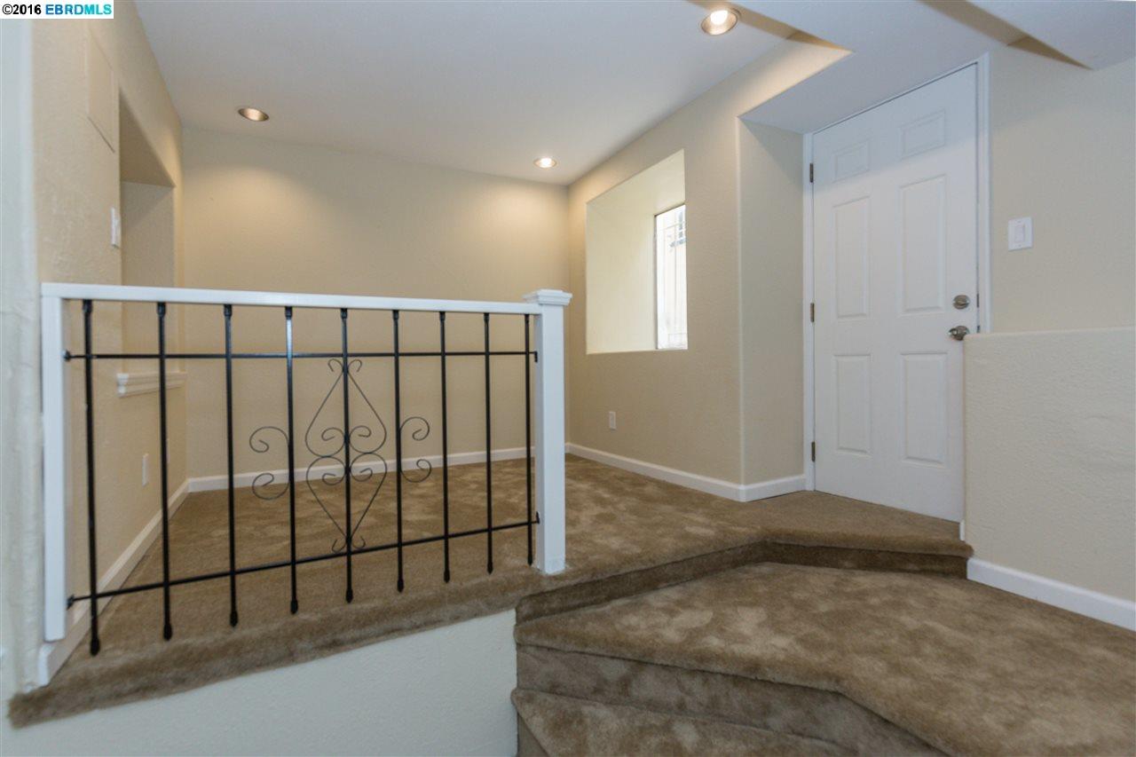 1907 30th St, OAKLAND, California 94606, ,Comm Ri Multi-units 5+,For Sale,30th St,40732691