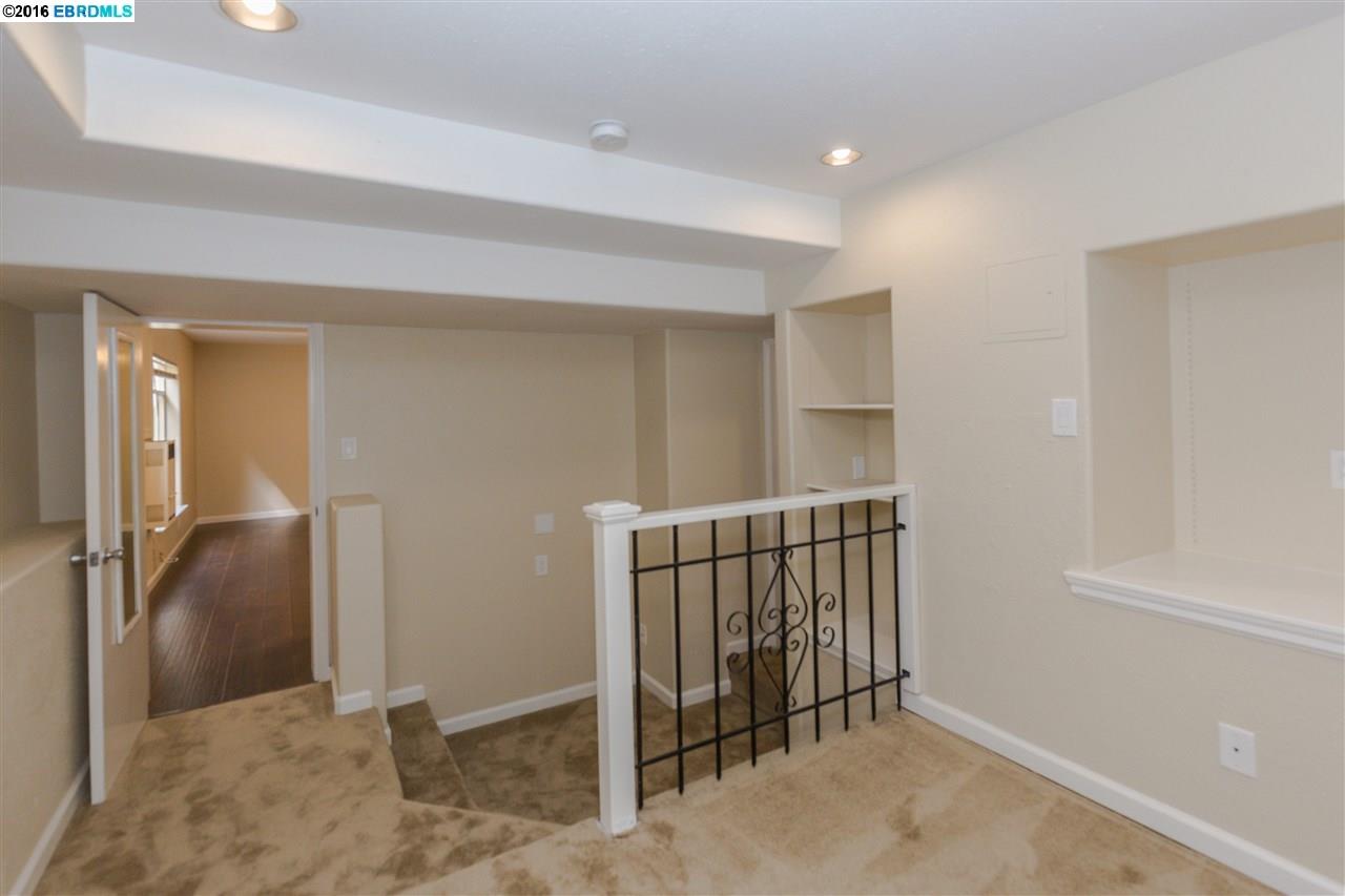1907 30th St, OAKLAND, California 94606, ,Comm Ri Multi-units 5+,For Sale,30th St,40732691