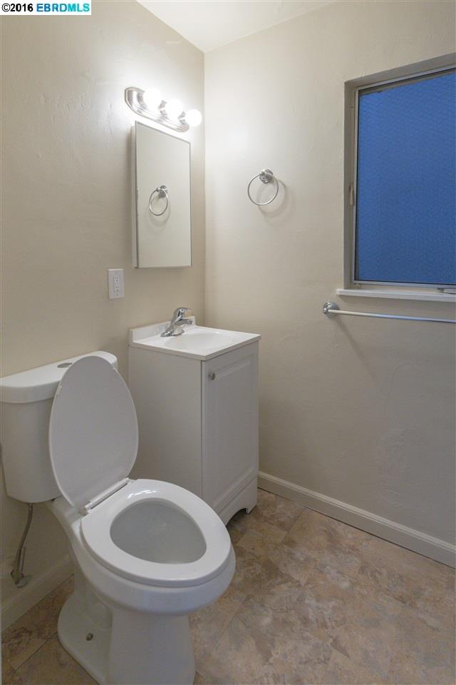 1907 30th St, OAKLAND, California 94606, ,Comm Ri Multi-units 5+,For Sale,30th St,40732691