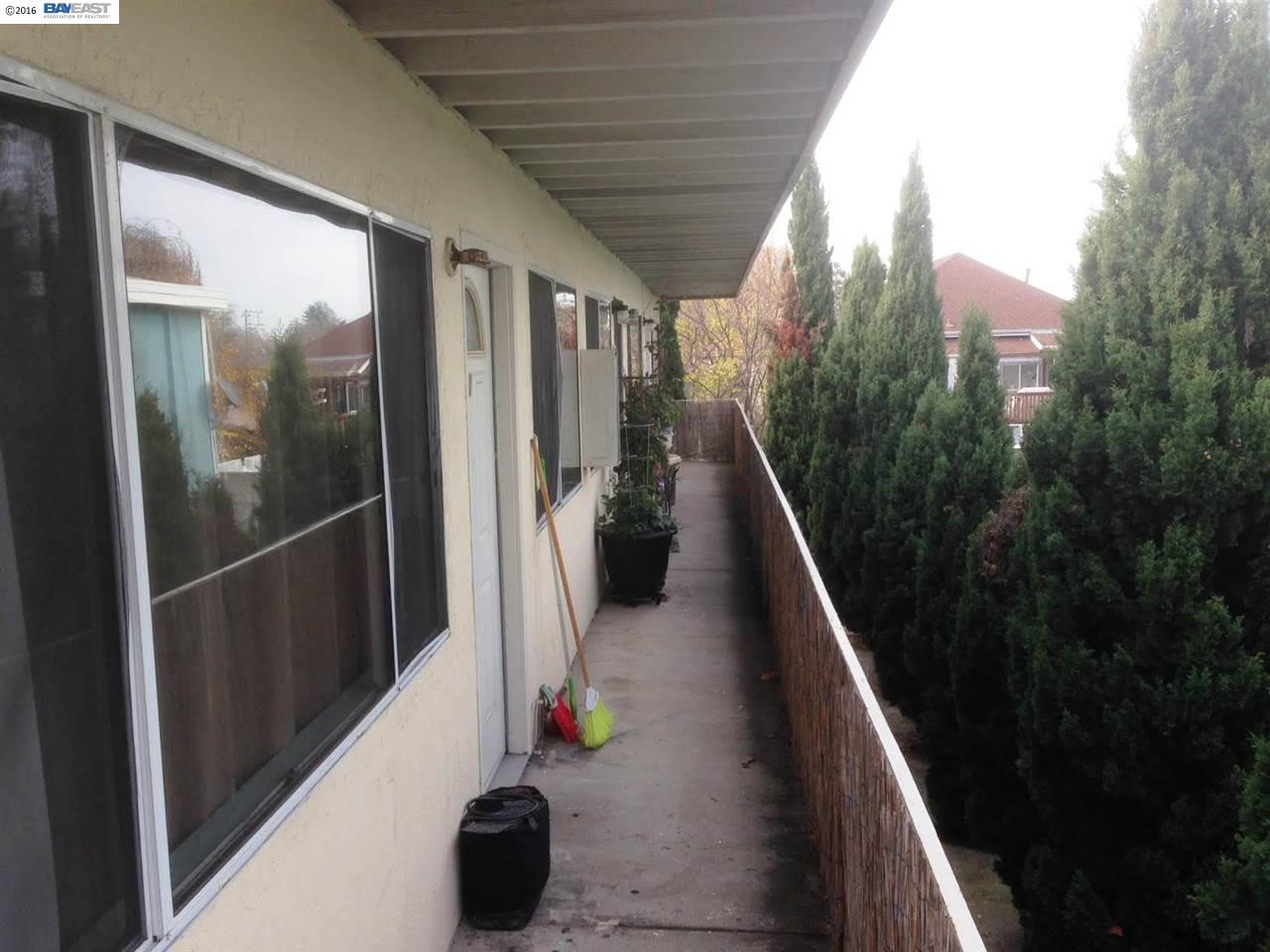 2112 9th Street, BERKELEY, California 94710, ,Comm Ri Multi-units 5+,For Sale,9th Street,40733883