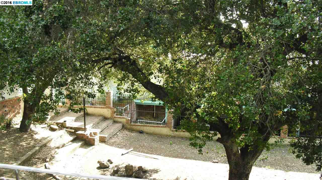 7700 Ney Avenue, OAKLAND, California 94605, ,Comm Ri Multi-units 5+,For Sale,Ney Avenue,40733924