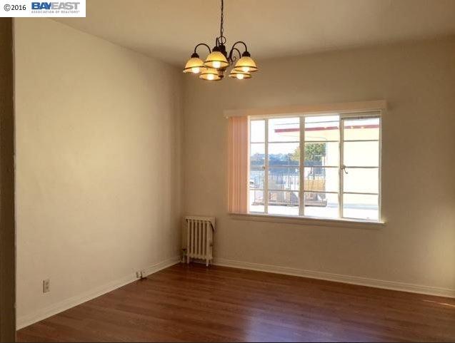 176 Athol Ave, OAKLAND, California 94606, ,Comm Ri Multi-units 5+,For Sale,Athol Ave,40733926