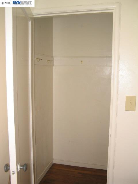 1729 Filbert St, OAKLAND, California 94607, ,Comm Ri Multi-units 5+,For Sale,Filbert St,40735714