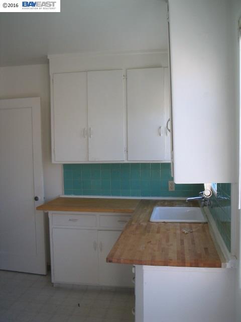 1729 Filbert St, OAKLAND, California 94607, ,Comm Ri Multi-units 5+,For Sale,Filbert St,40735714