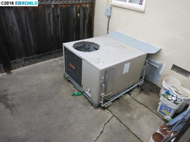 2275 Washington Ave, SAN LEANDRO, California 94577, ,Comm Ri Multi-units 5+,For Sale,Washington Ave,40735987