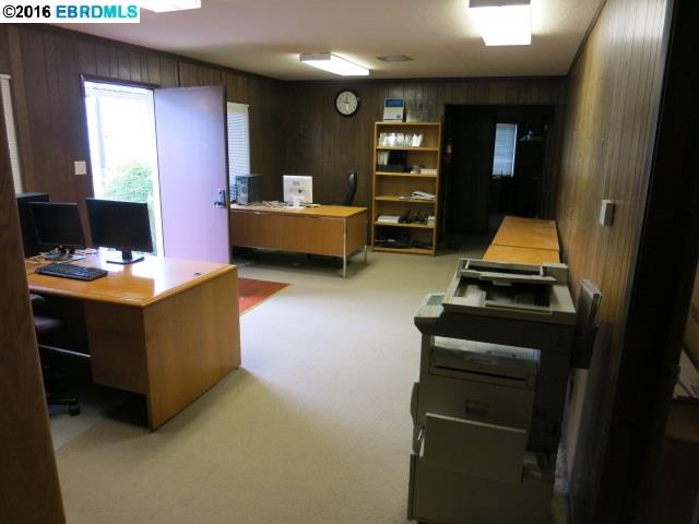 2275 Washington Ave, SAN LEANDRO, California 94577, ,Comm Ri Multi-units 5+,For Sale,Washington Ave,40735987
