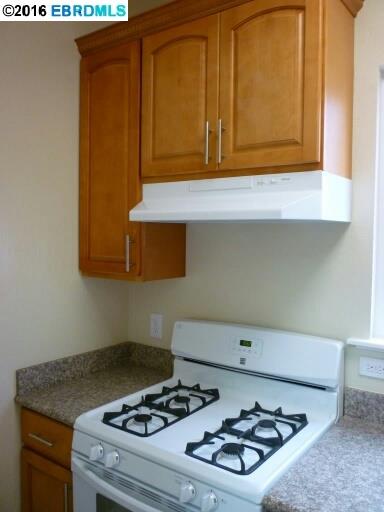 634 BISSELL AVE, RICHMOND, California 94801, ,Comm Ri Multi-units 5+,For Sale,BISSELL AVE,40738605