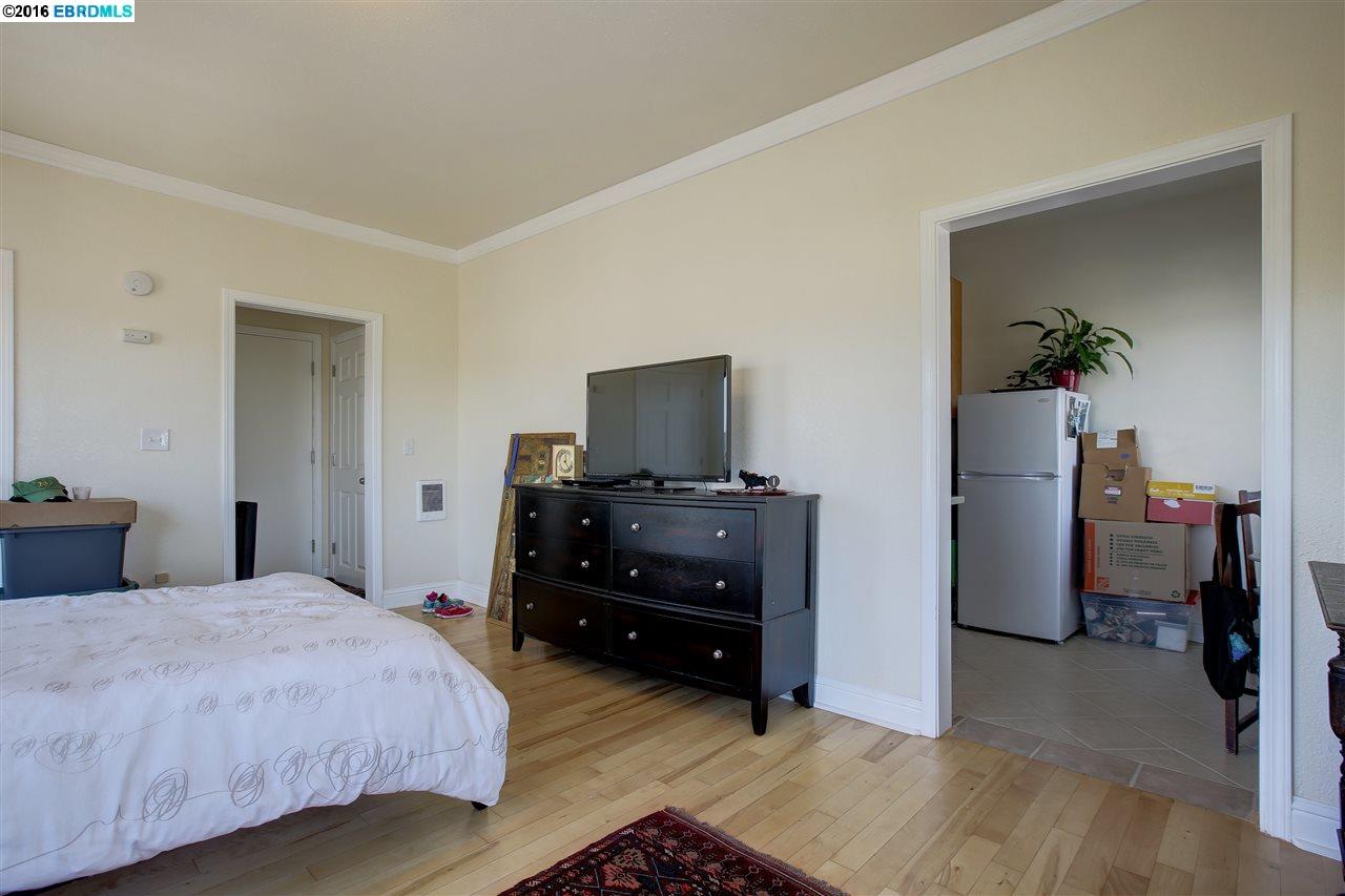 3407 International Blvd., OAKLAND, California 94601, ,Comm Ri Multi-units 5+,For Sale,International Blvd.,40739762