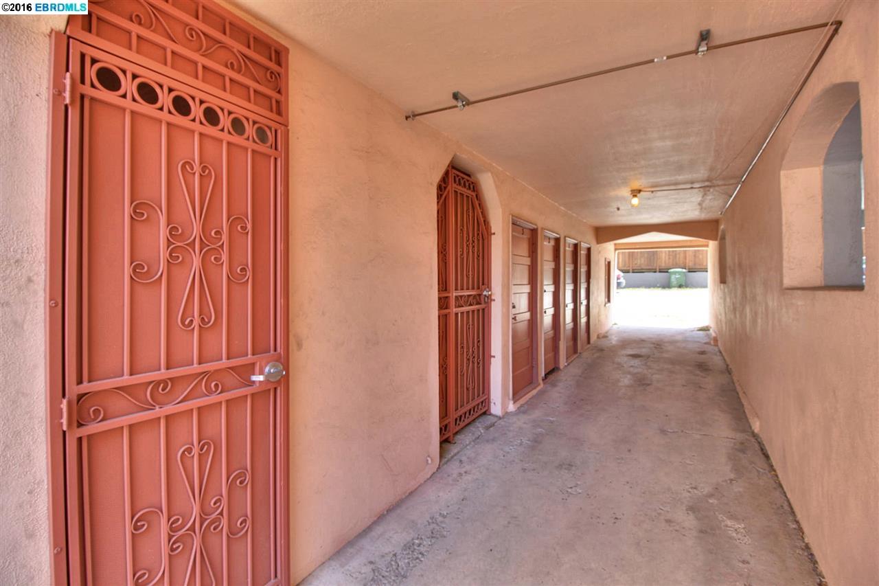 1517 Walnut St, BERKELEY, California 94709, ,Comm Ri Multi-units 5+,For Sale,Walnut St,40740941