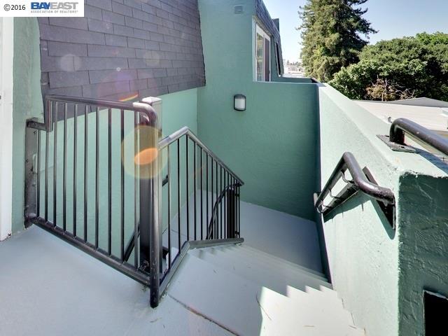 2011 7th Avenue, OAKLAND, California 94606, ,Comm Ri Multi-units 5+,For Sale,7th Avenue,40742748