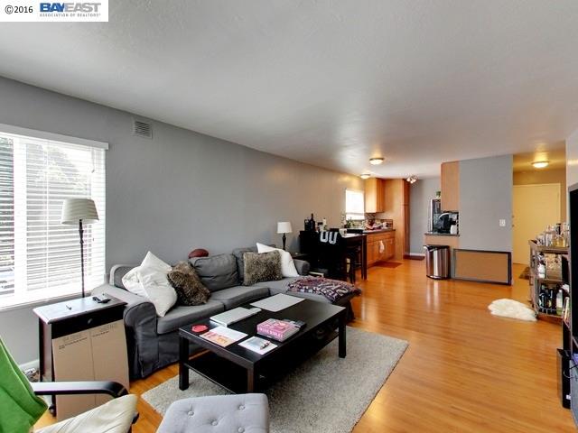 2011 7th Avenue, OAKLAND, California 94606, ,Comm Ri Multi-units 5+,For Sale,7th Avenue,40742748