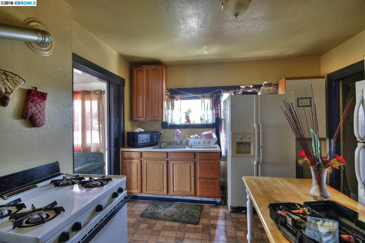 1355 80th Ave, OAKLAND, California 94621, ,Comm Ri Multi-units 5+,For Sale,80th Ave,40743381