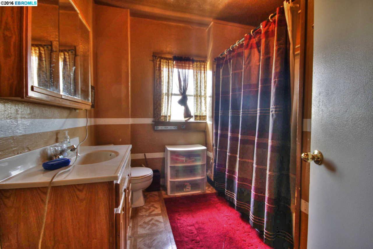 1355 80th Ave, OAKLAND, California 94621, ,Comm Ri Multi-units 5+,For Sale,80th Ave,40743381