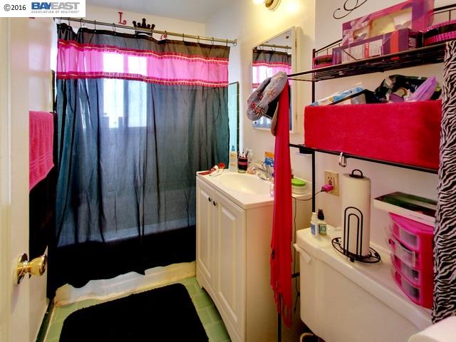 1311 97th Ave., OAKLAND, California 94603, ,Comm Ri Multi-units 5+,For Sale,97th Ave.,40743653