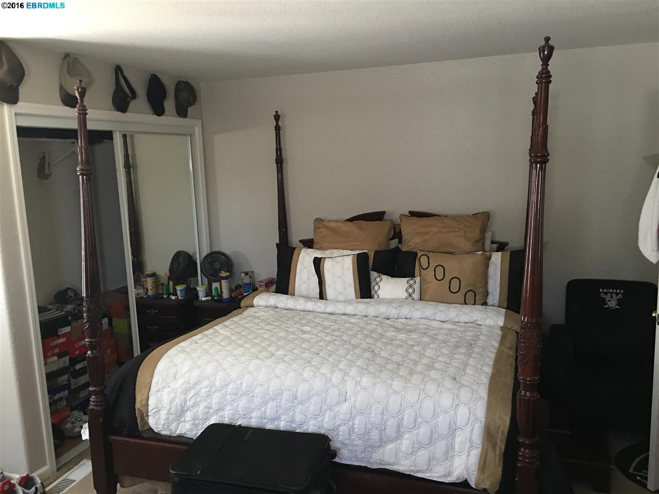 1924 Manor Place, FAIRFIELD, California 94533, ,Comm Ri Multi-units 5+,For Sale,Manor Place,40744122