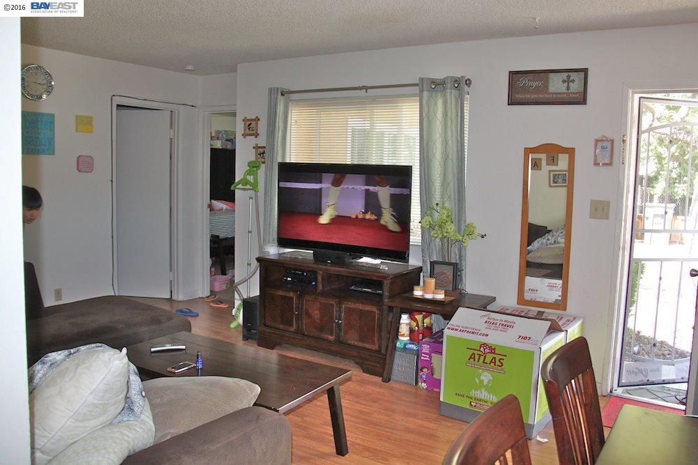 1973 Jacqueline Way, CONCORD, California 94519-1759, ,Comm Ri Multi-units 5+,For Sale,Jacqueline Way,40746972